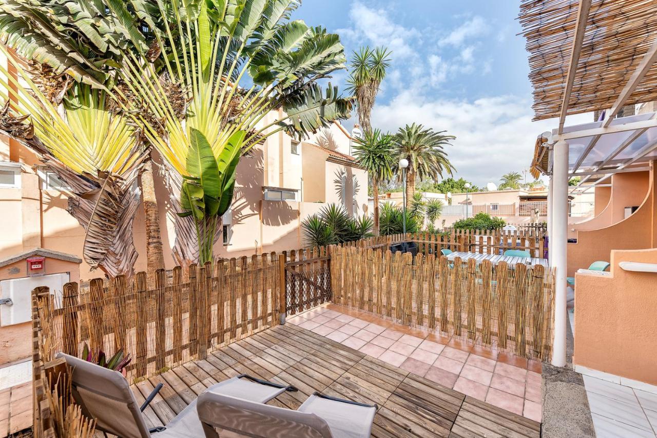 Green Island Holiday San Bartolome Bagian luar foto