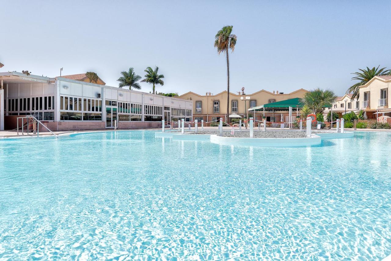 Green Island Holiday San Bartolome Bagian luar foto